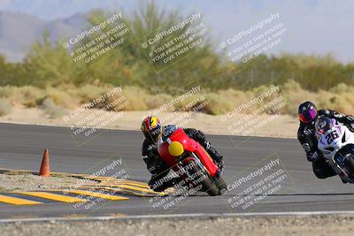 media/Oct-08-2022-SoCal Trackdays (Sat) [[1fc3beec89]]/Turn 10 (945am)/